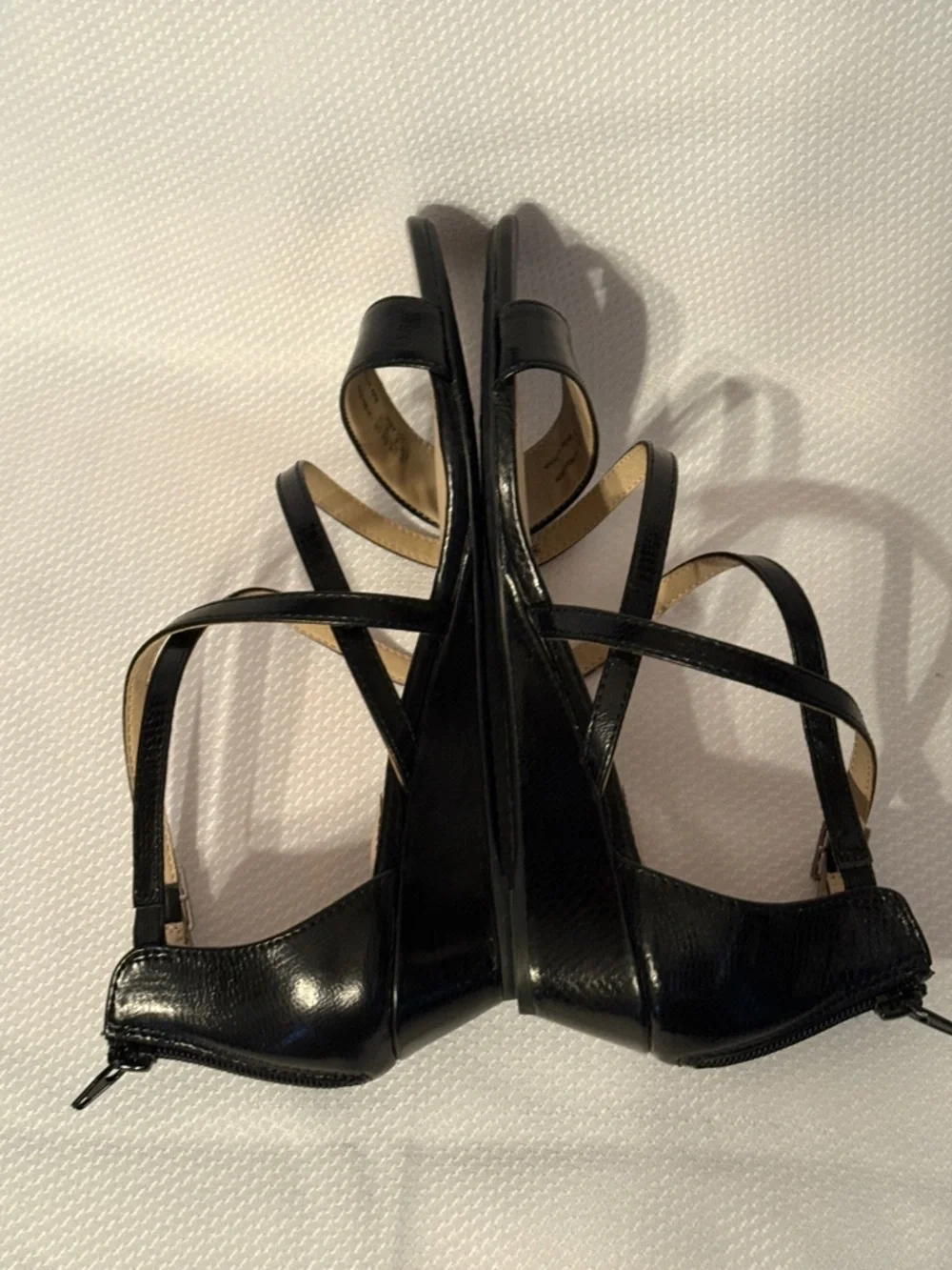 LifeStride‎ Yolanda Black Strappy Wedge Sandals Womens 8.5W Low Heel Zip Back